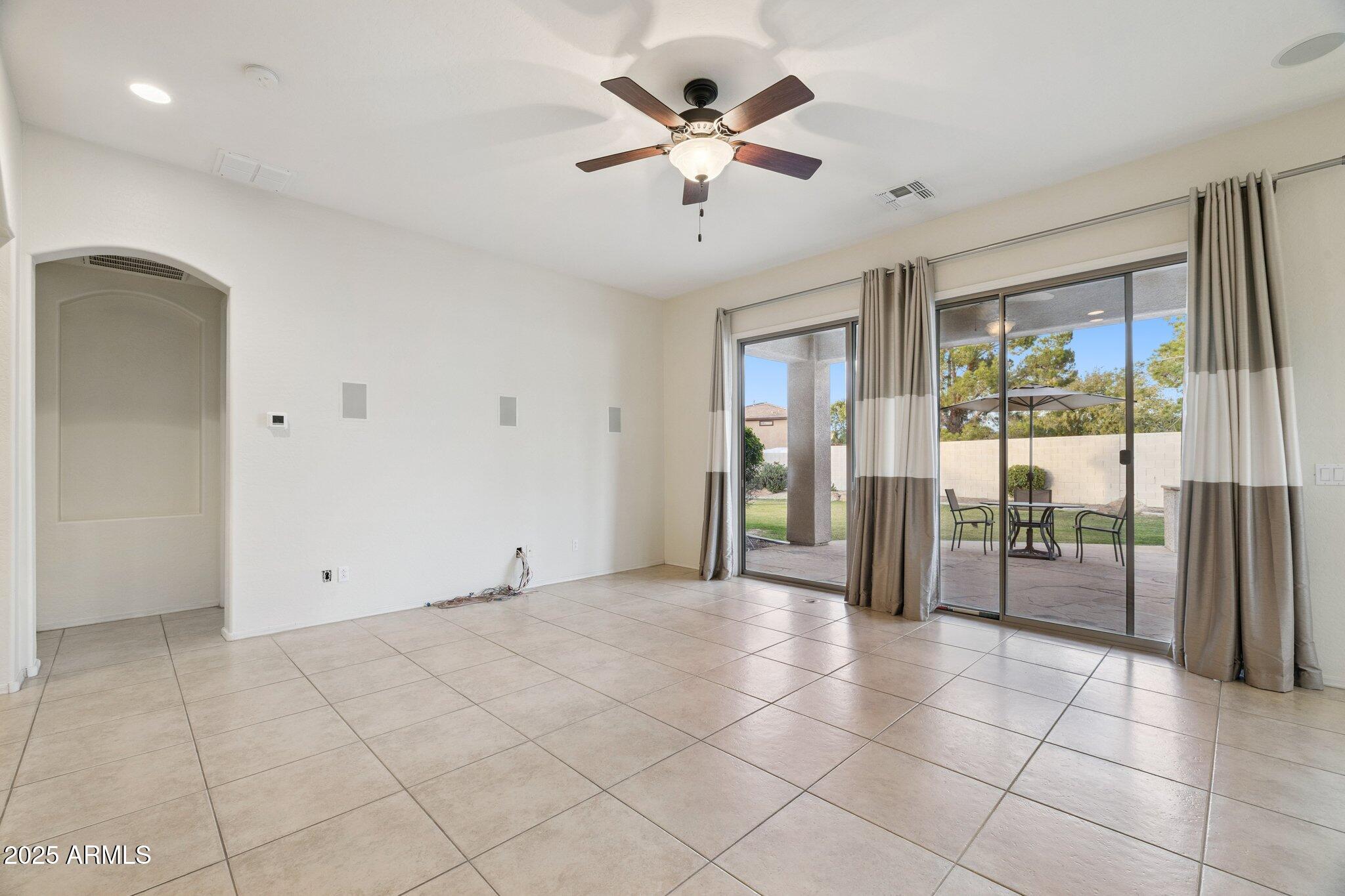 10302 W SUPERIOR Avenue