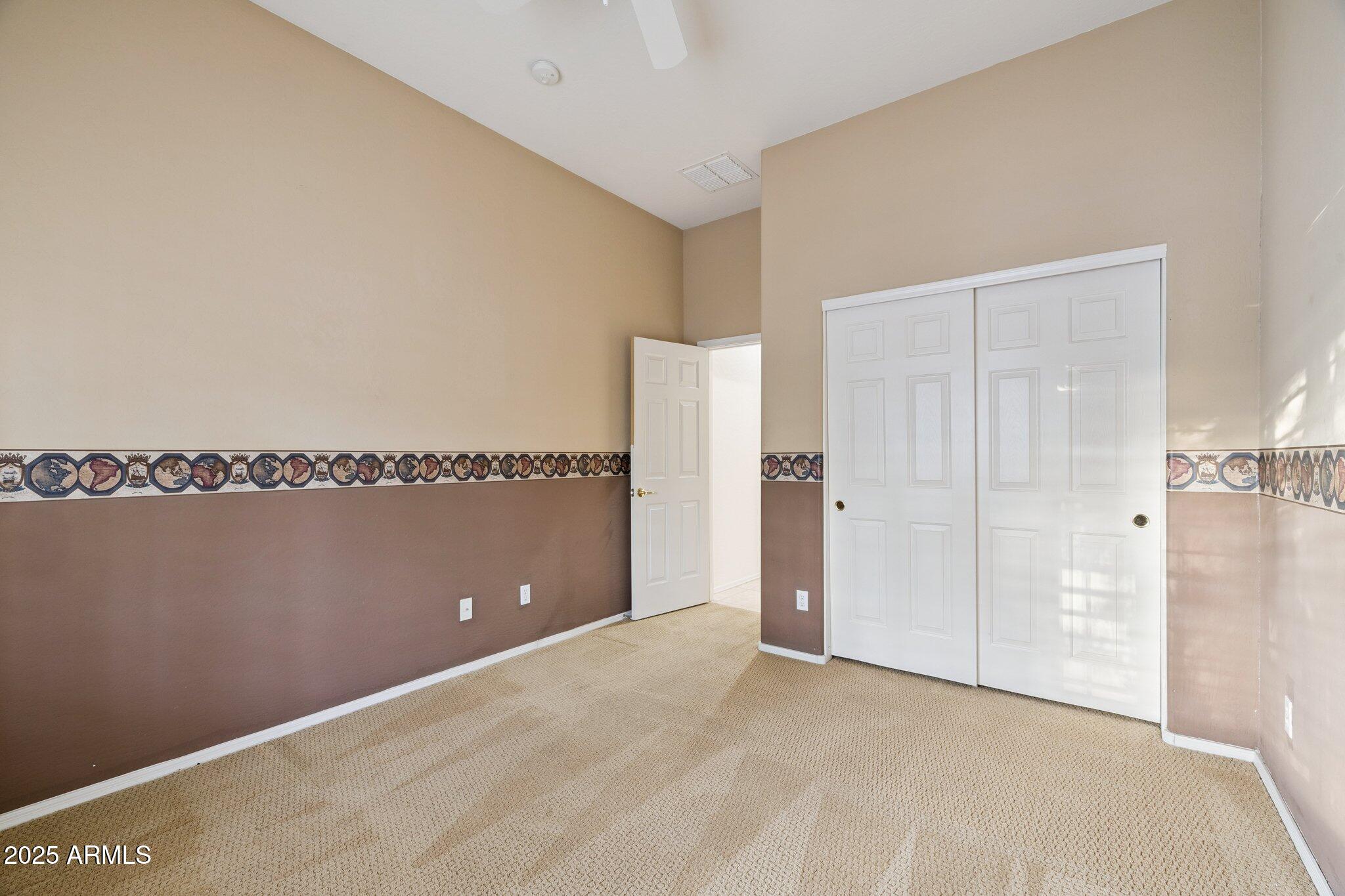 10302 W SUPERIOR Avenue