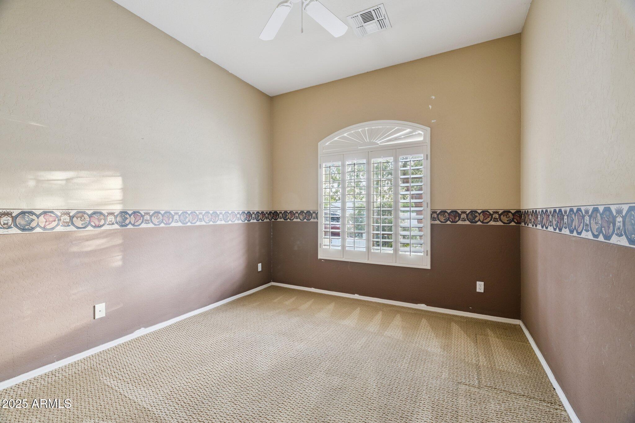 10302 W SUPERIOR Avenue