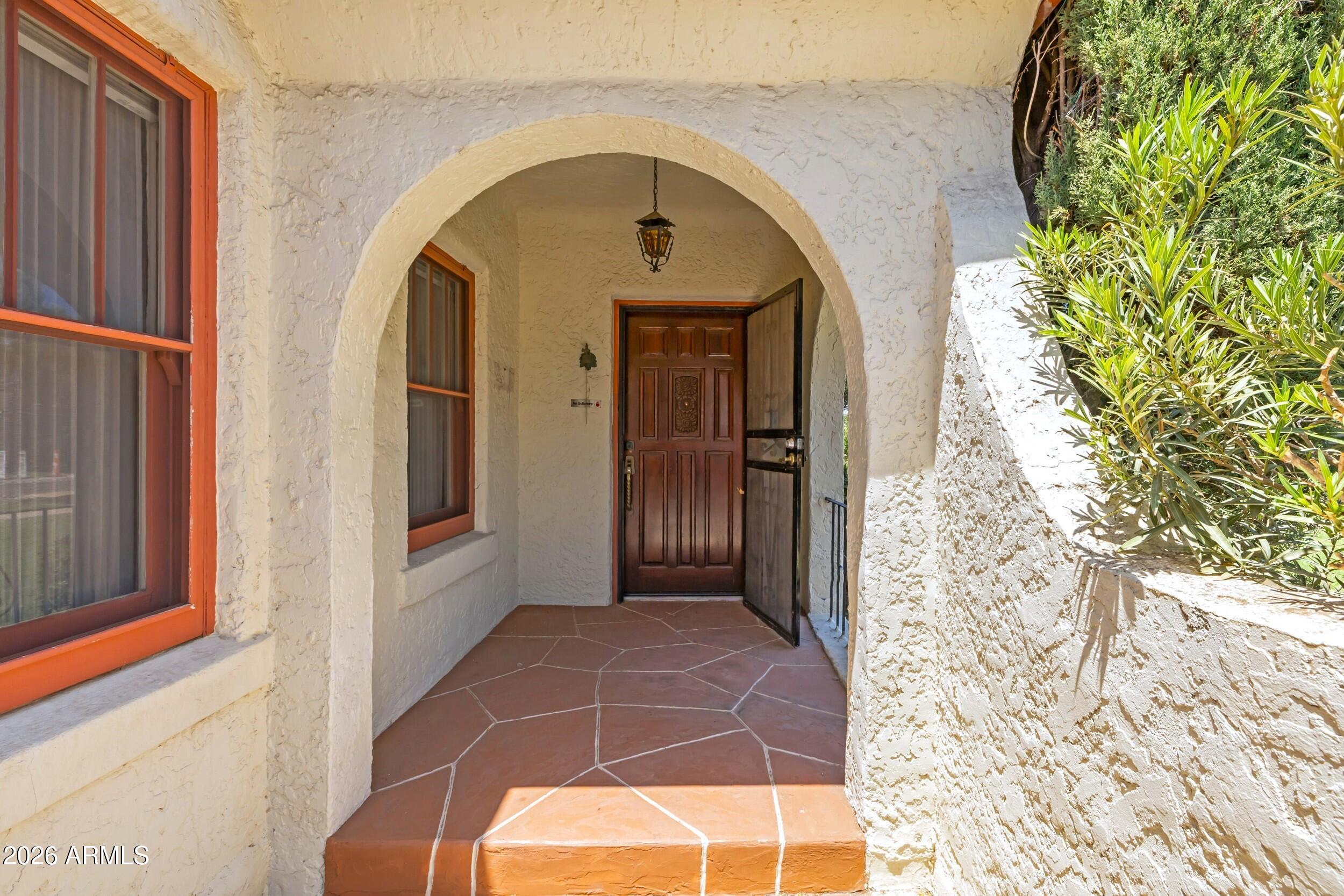 1521 E Flower Street