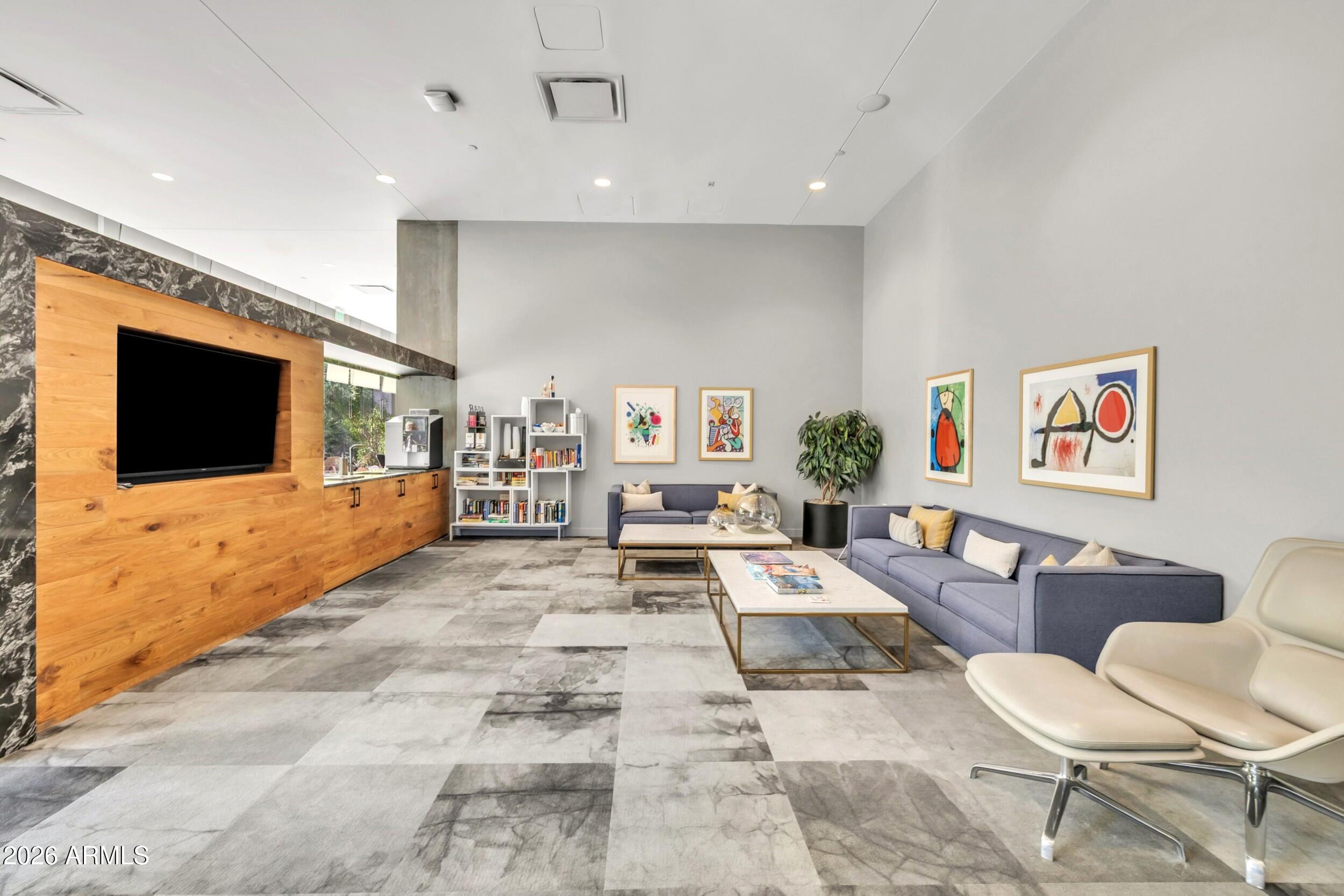 7120 E KIERLAND Boulevard 509