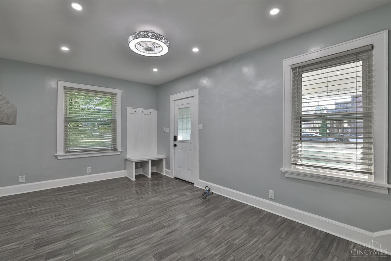 5725 Sierra Park Place