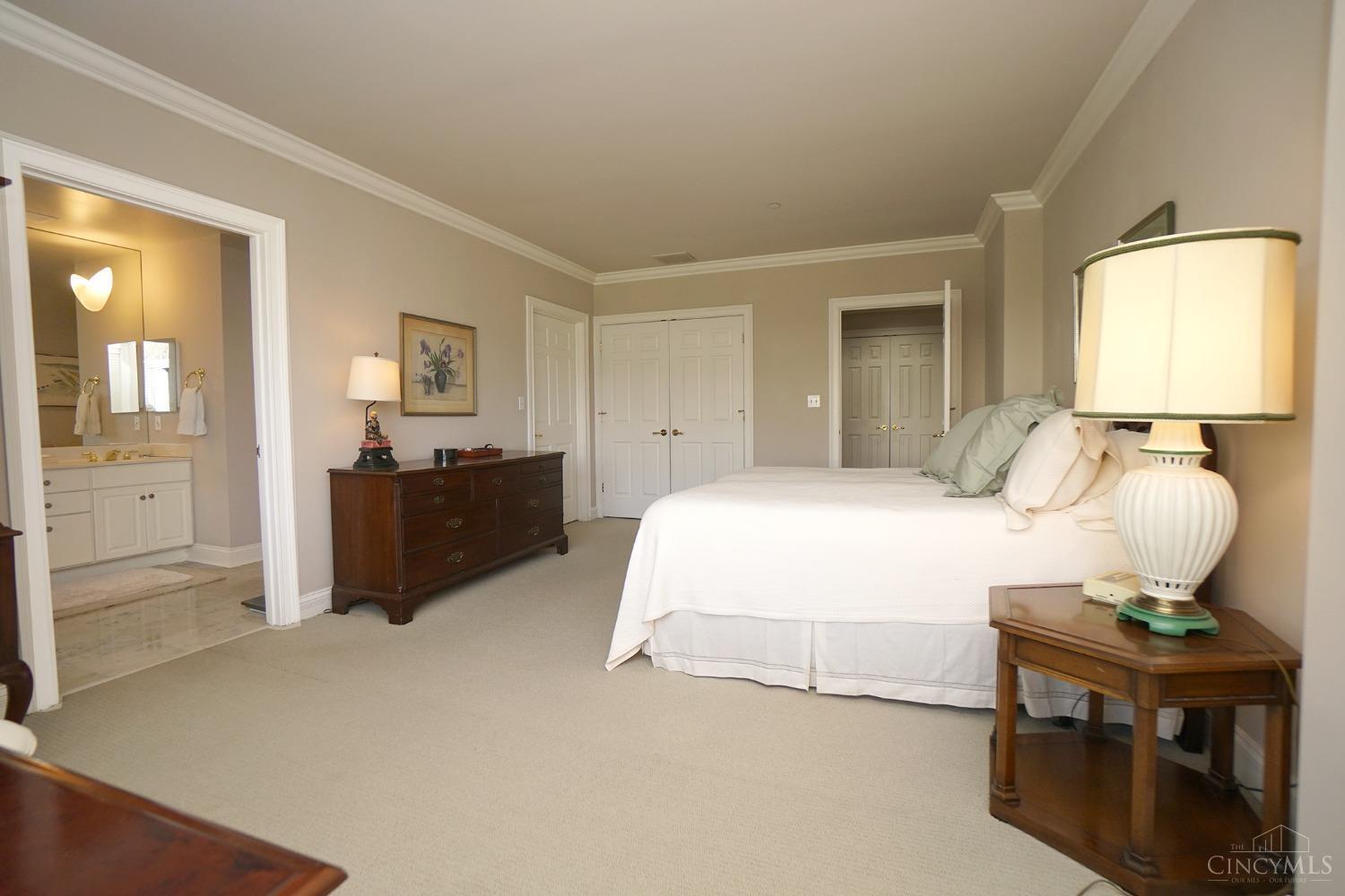 900 Adams Crossing 5400