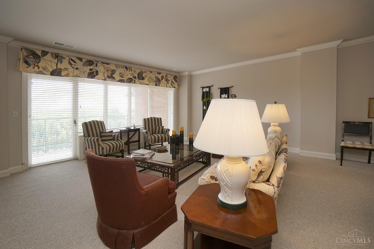 900 Adams Crossing 5400