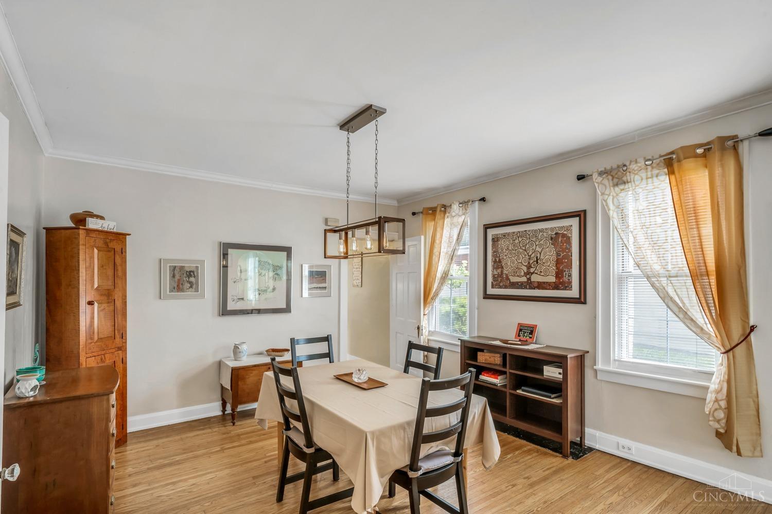 2846 Observatory Avenue