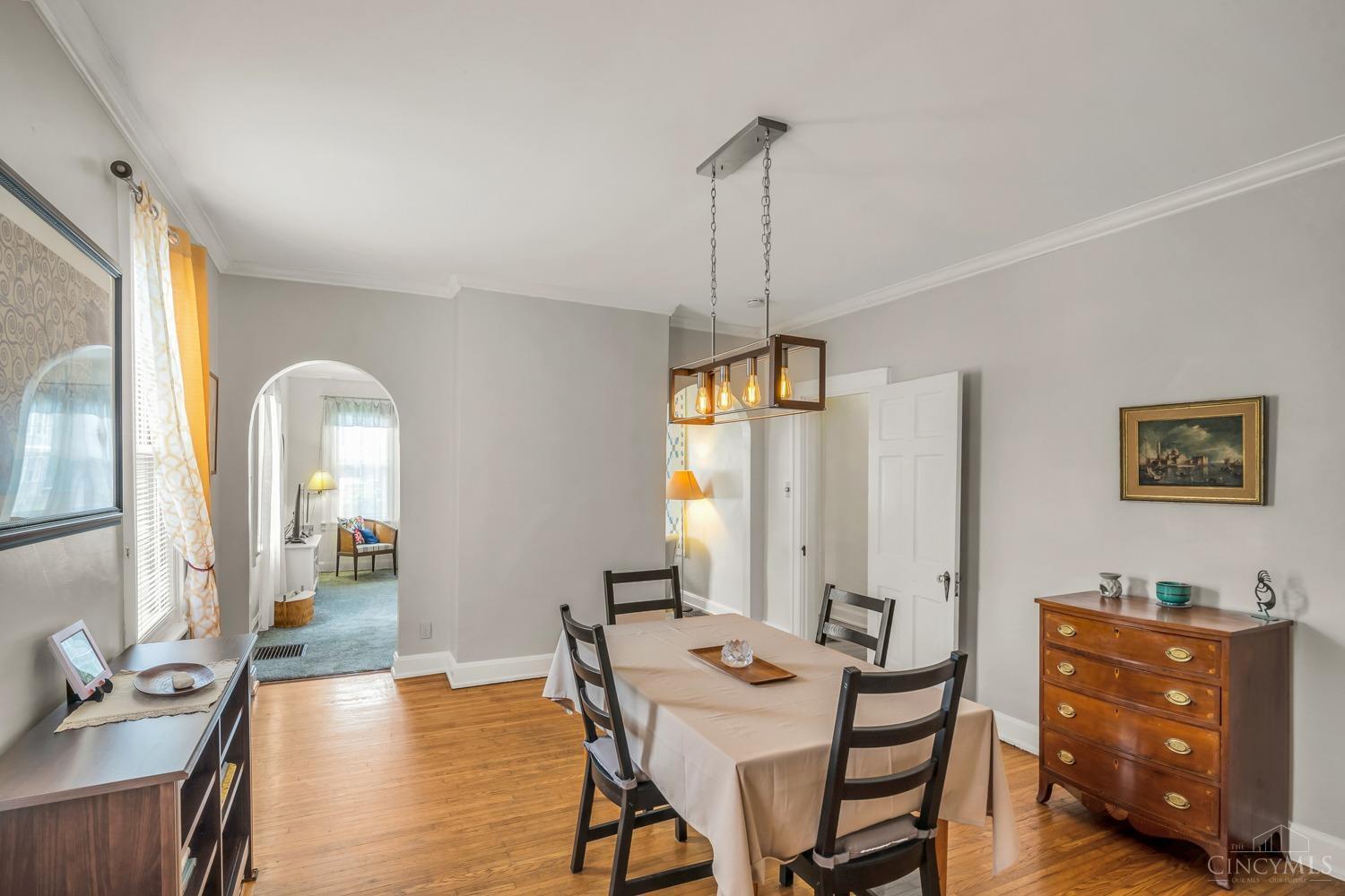 2846 Observatory Avenue