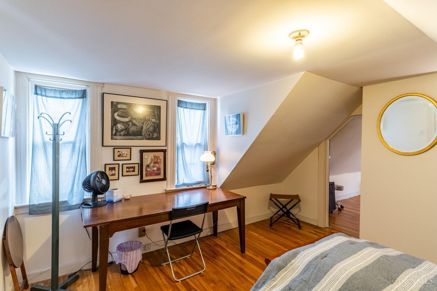 2846 Observatory Avenue