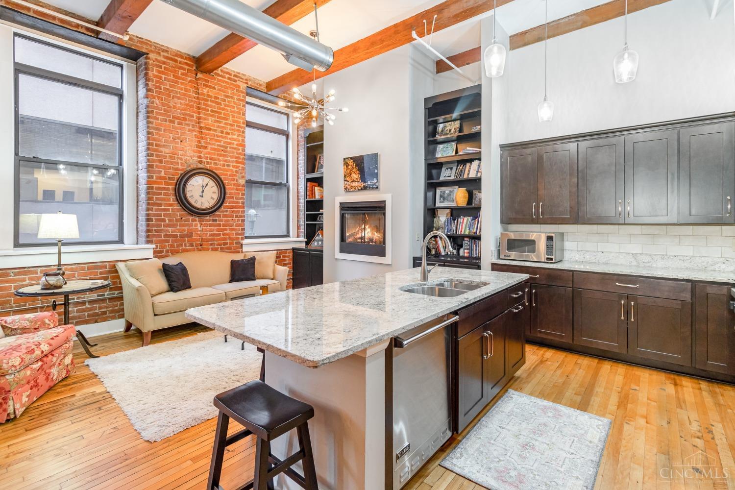 26 E Sixth Street 202