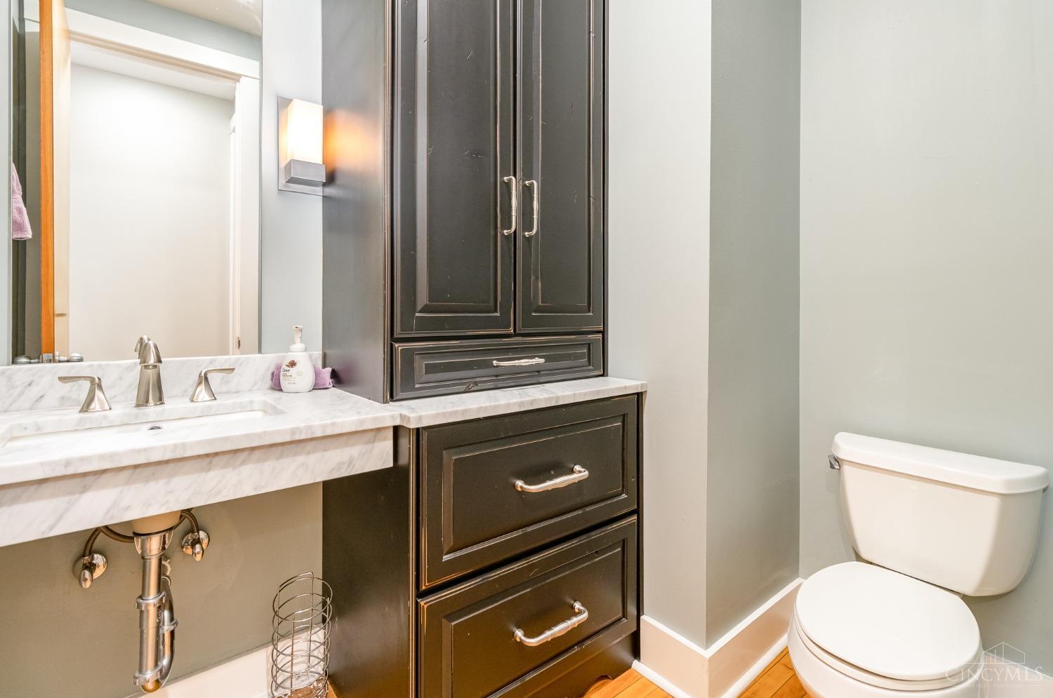 26 E Sixth Street 202