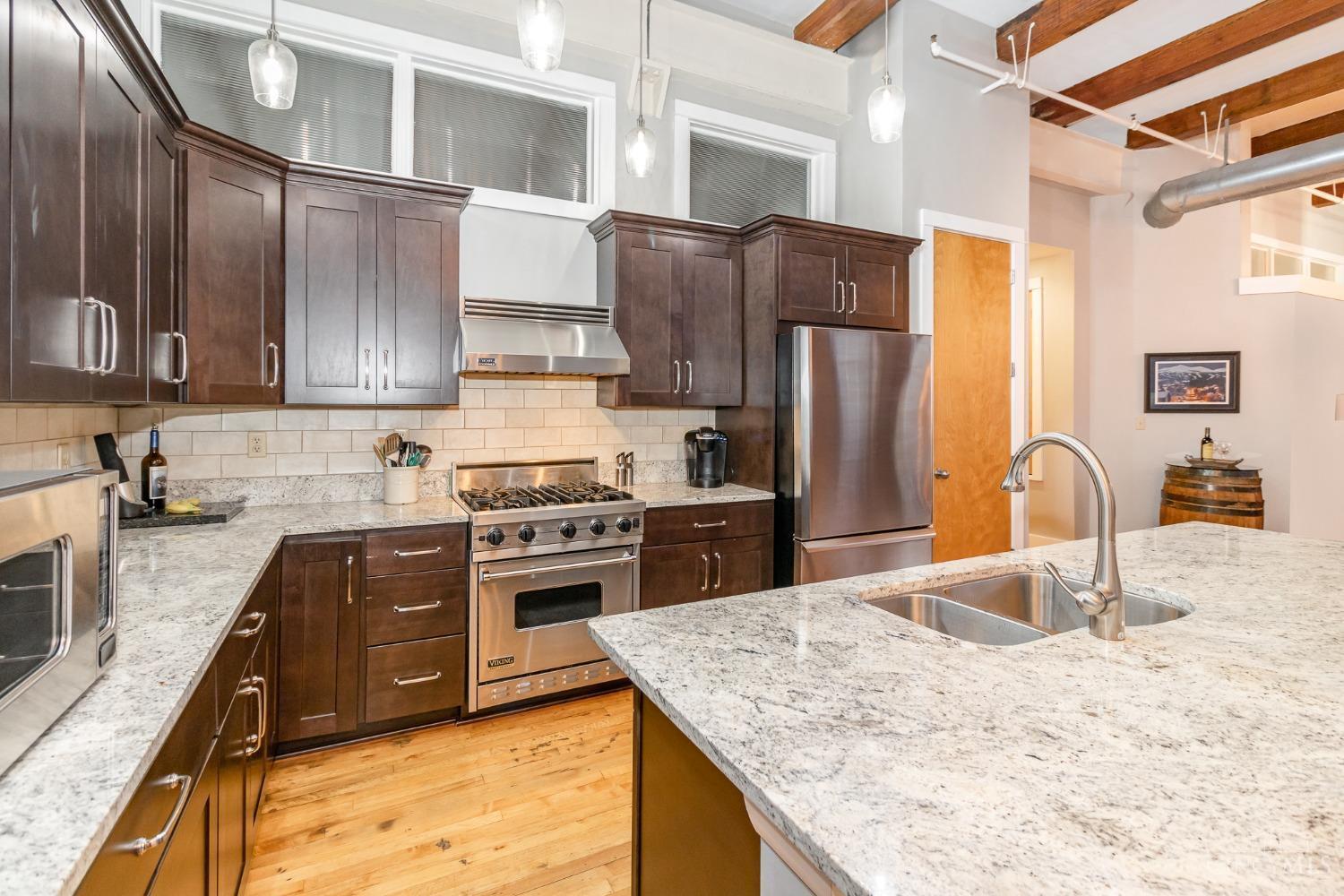 26 E Sixth Street 202