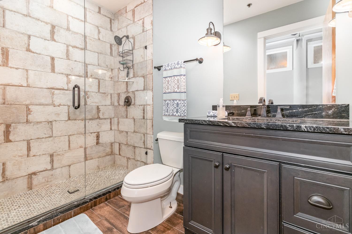 26 E Sixth Street 202