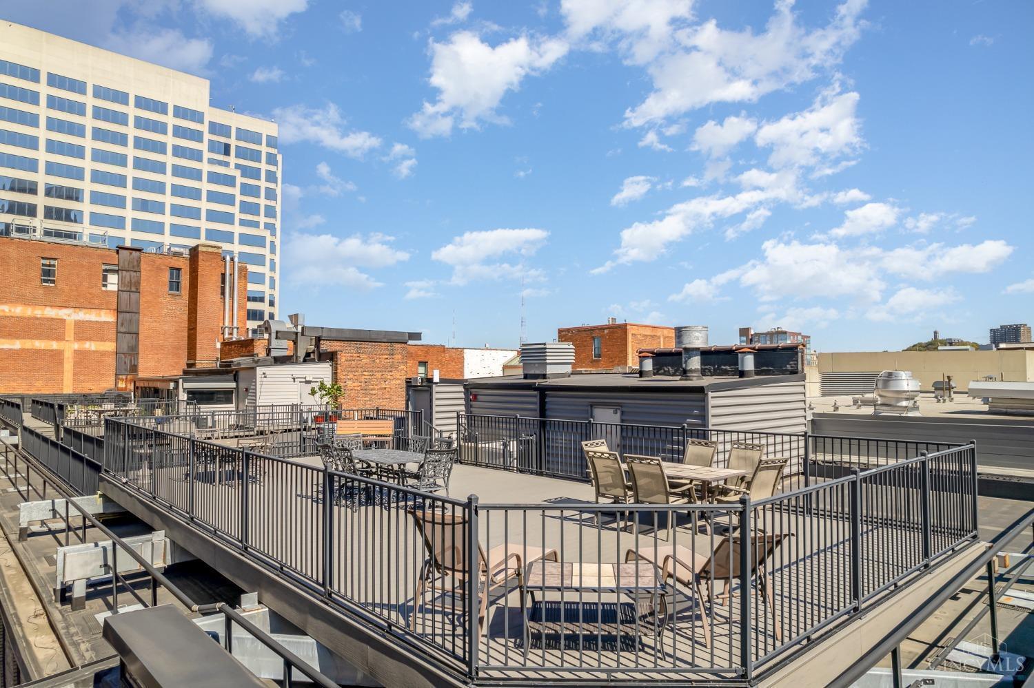 26 E Sixth Street 202