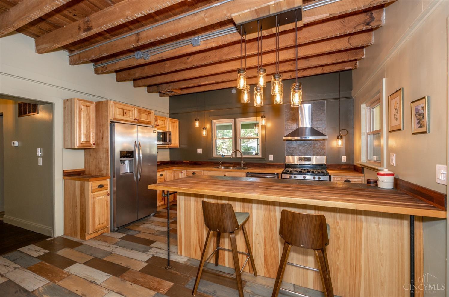 2229 Laurel Lindale Road