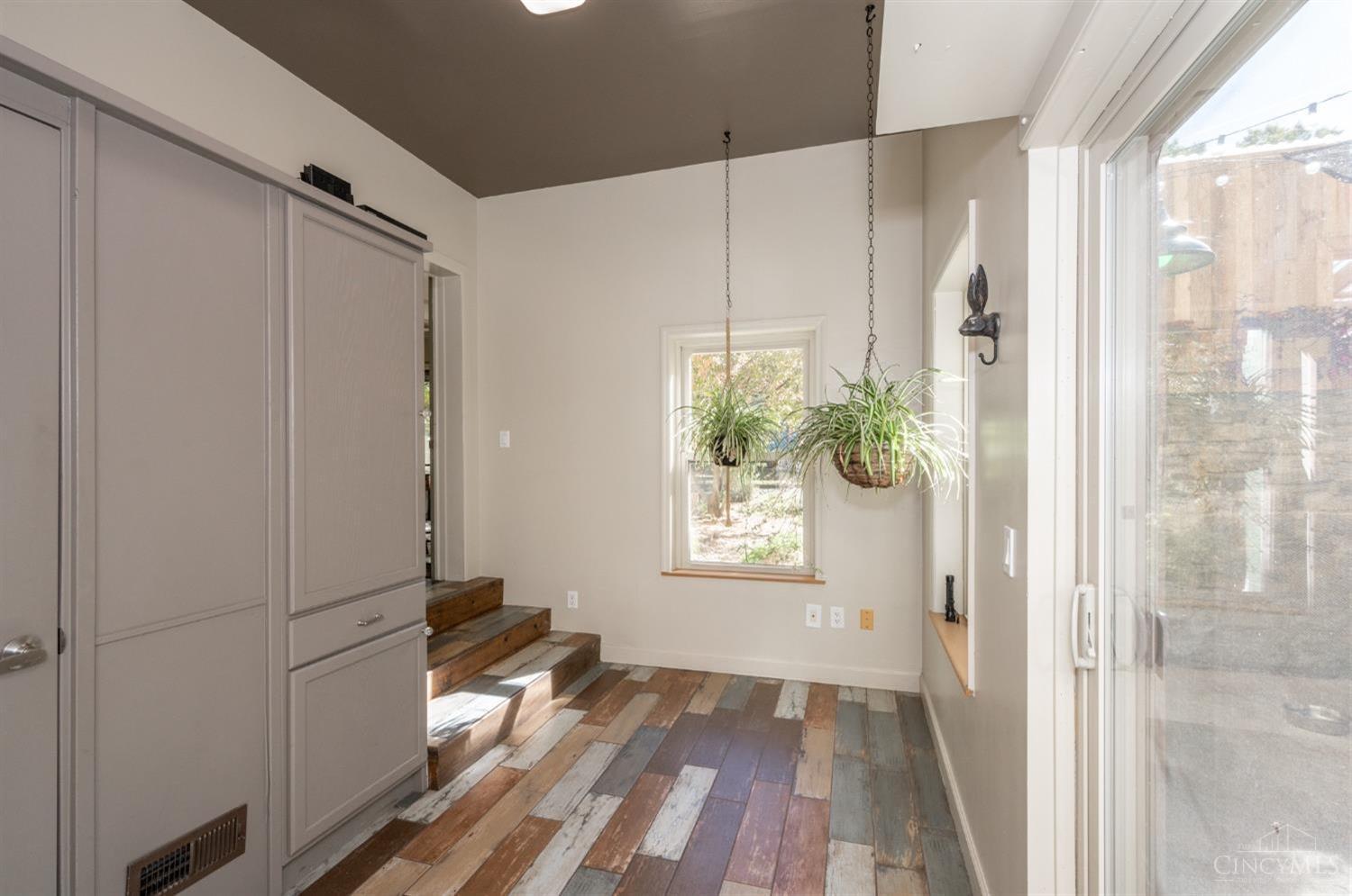 2229 Laurel Lindale Road