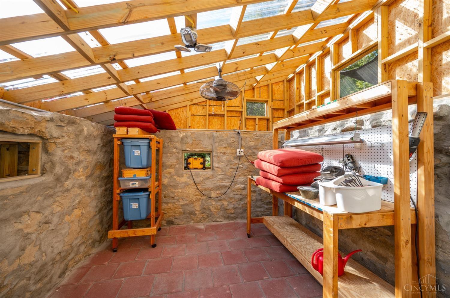 2229 Laurel Lindale Road