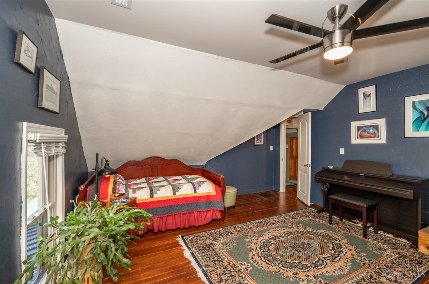 2229 Laurel Lindale Road