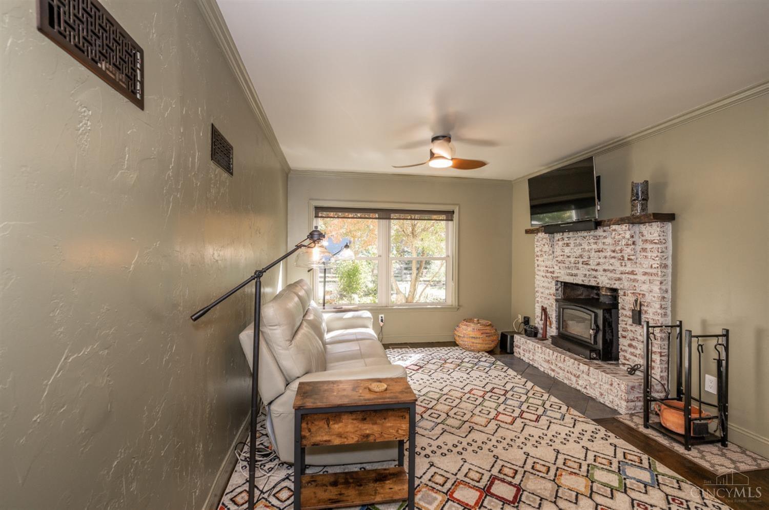 2229 Laurel Lindale Road