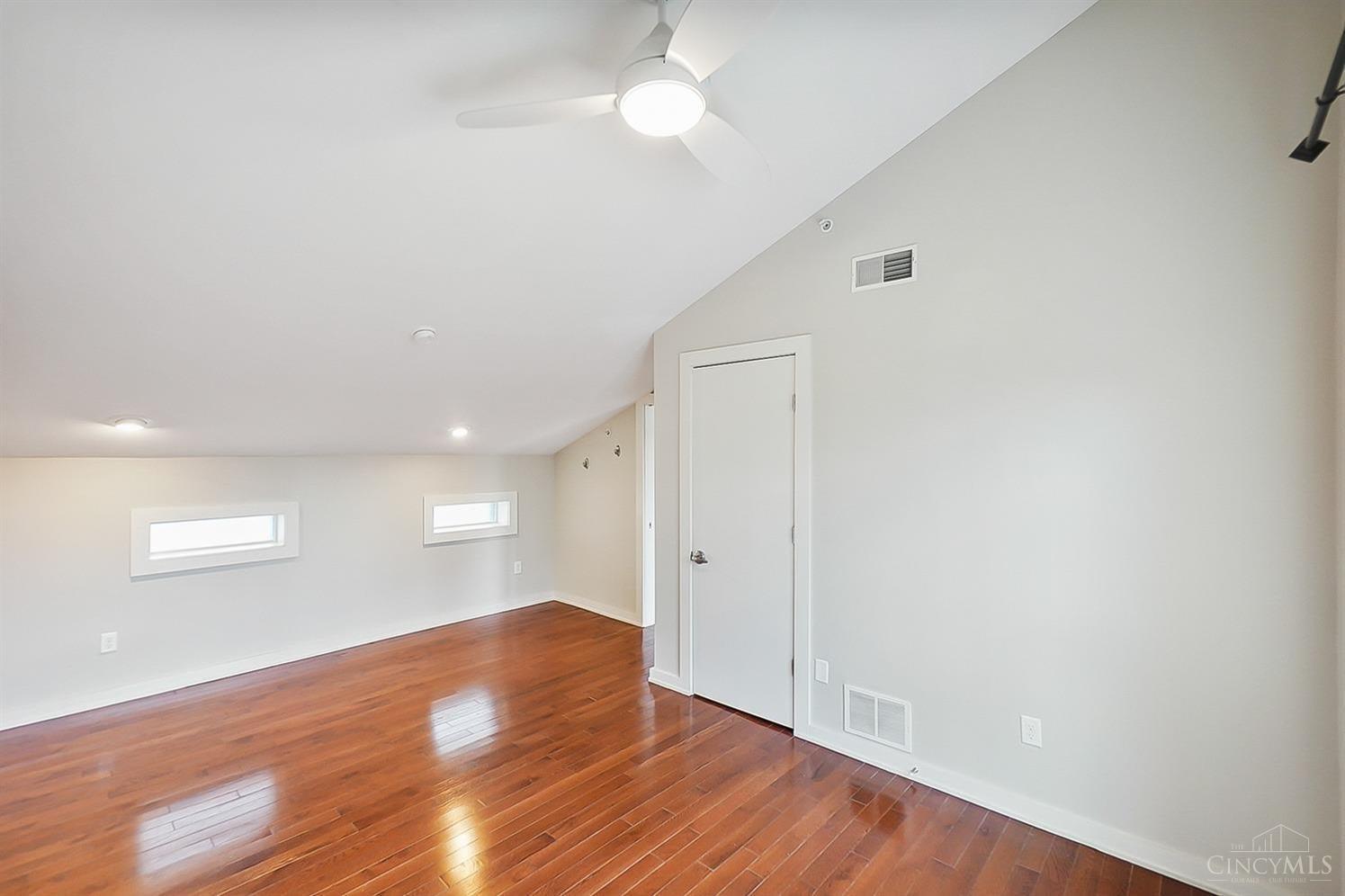 118 W Fifteenth Street 183