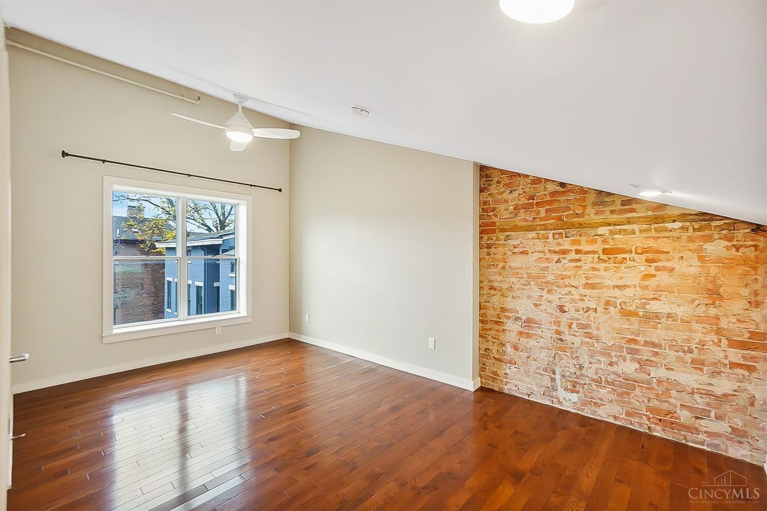 118 W Fifteenth Street 183