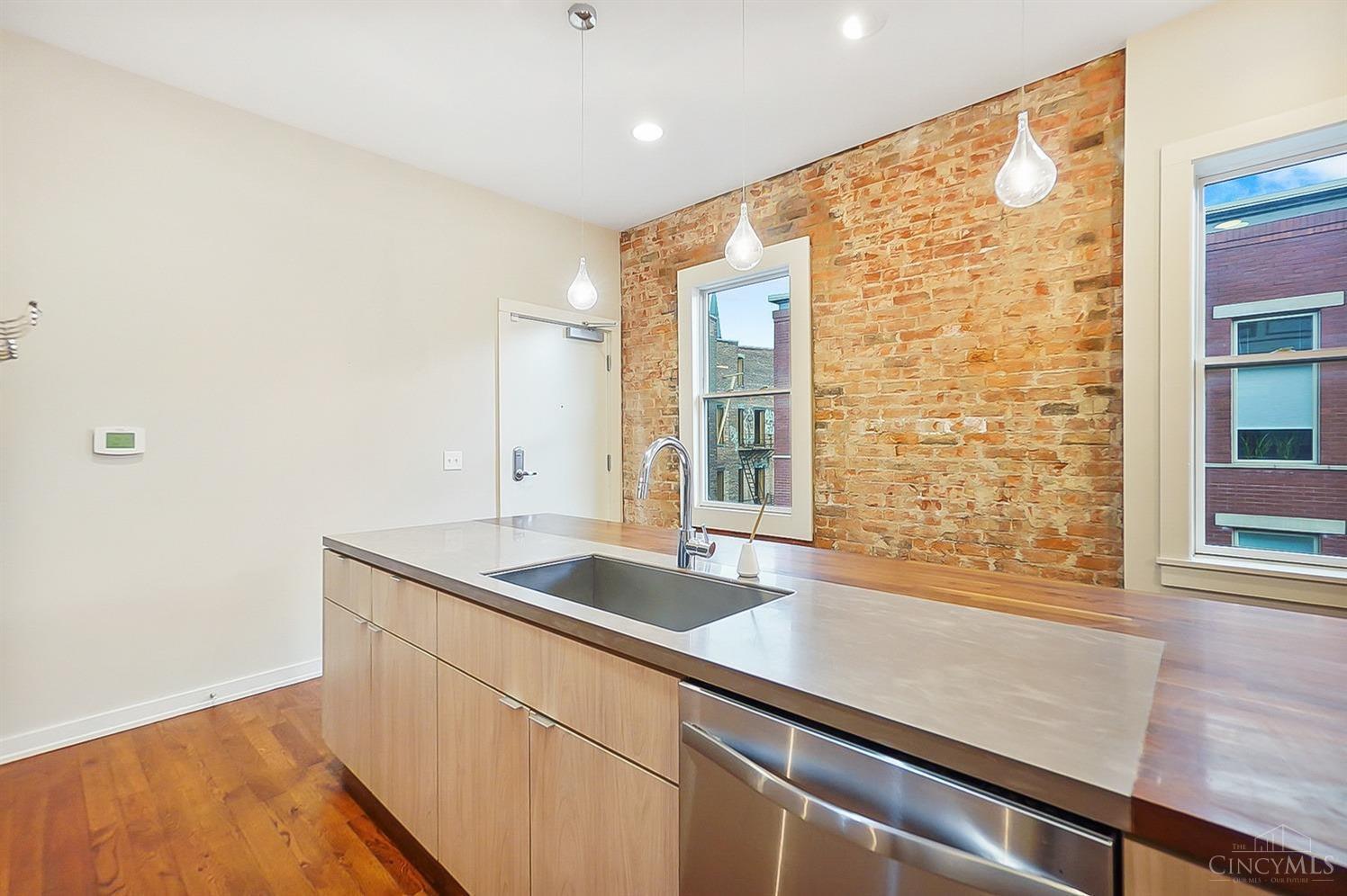 118 W Fifteenth Street 183