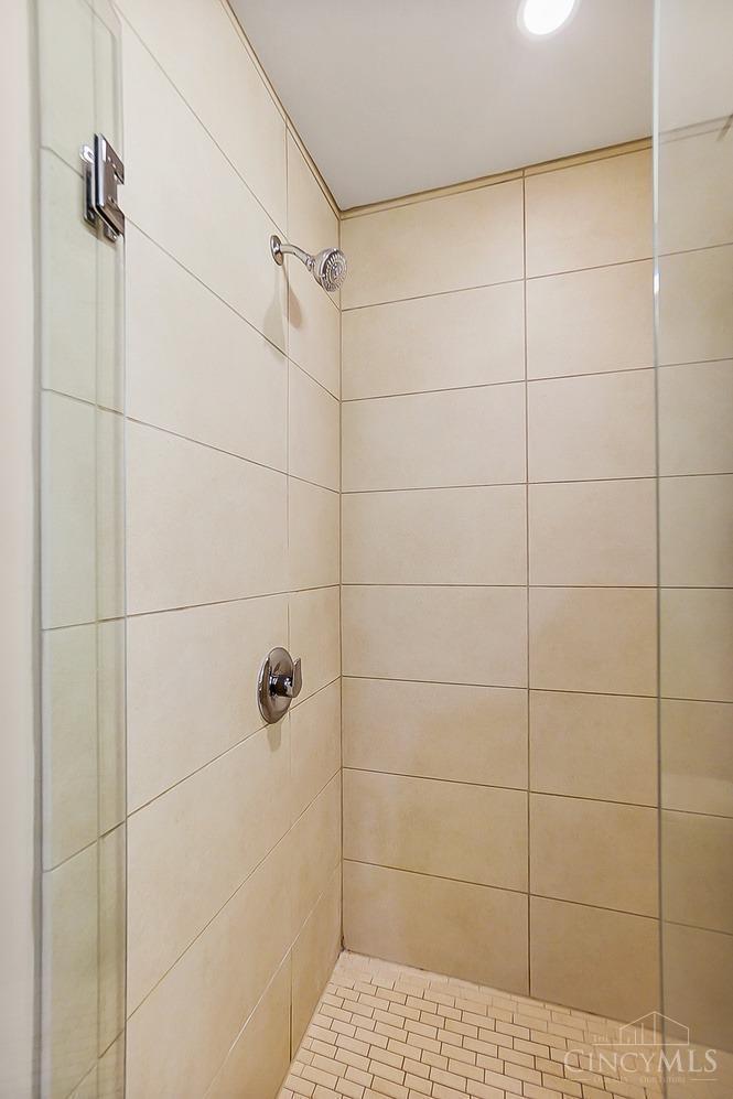 118 W Fifteenth Street 183