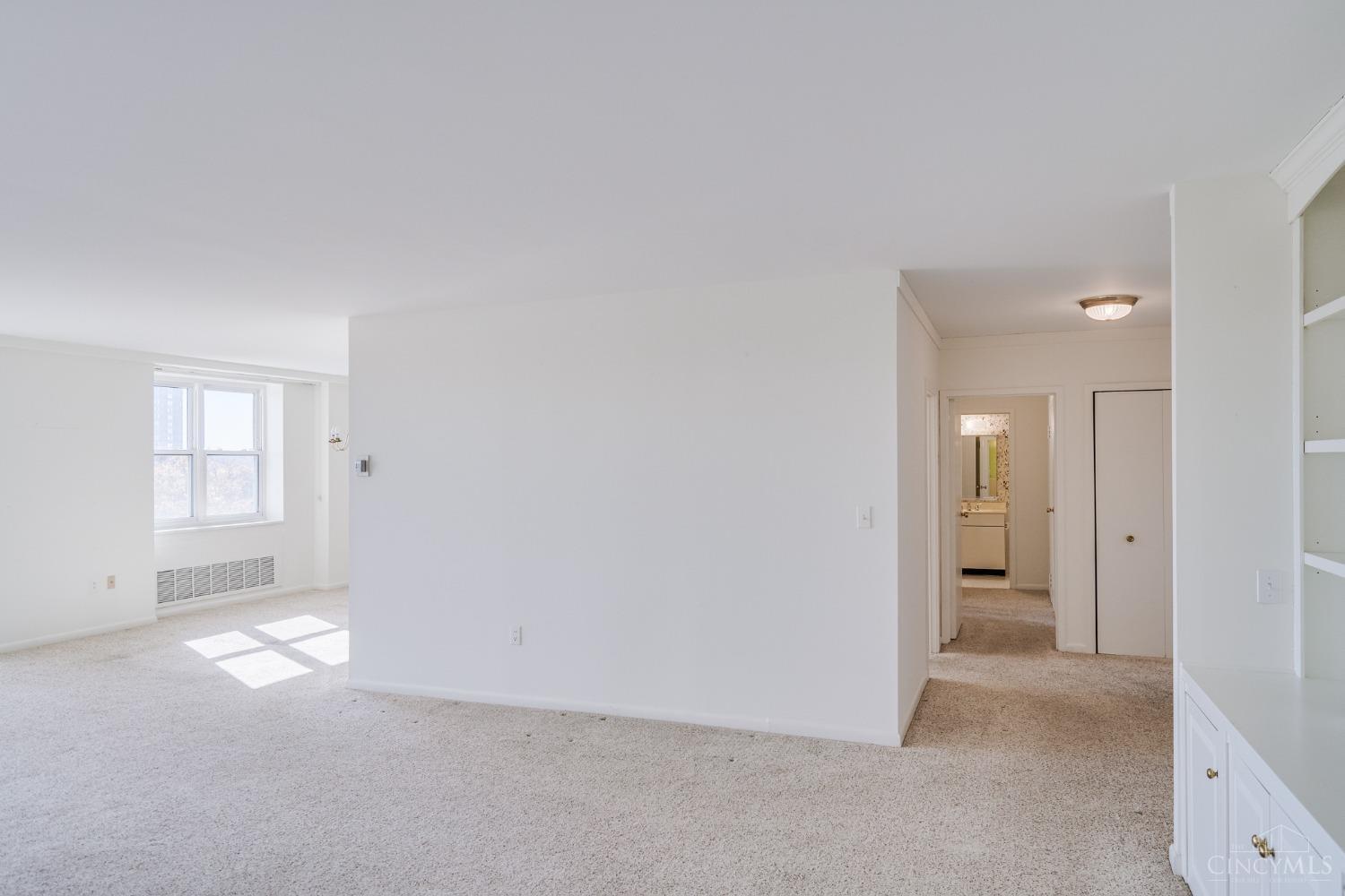 2444 Madison Road 1005