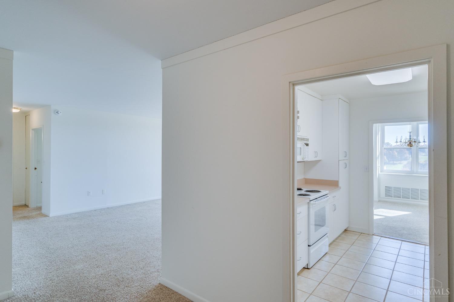 2444 Madison Road 1005