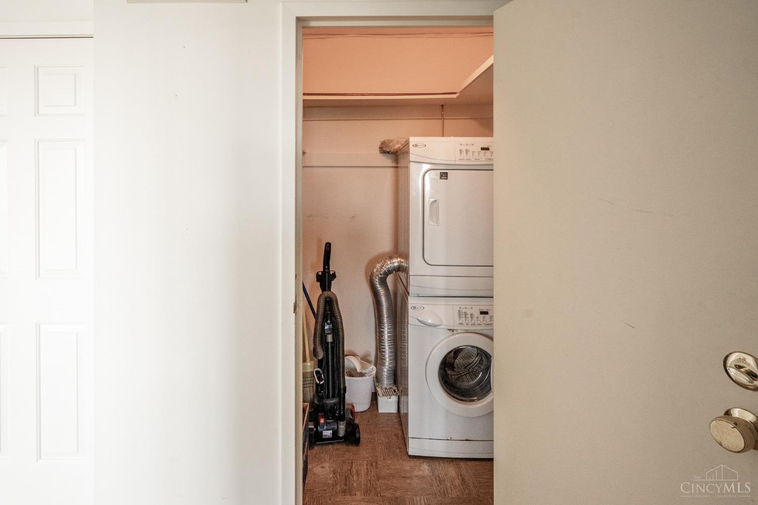 2444 Madison Road 1005