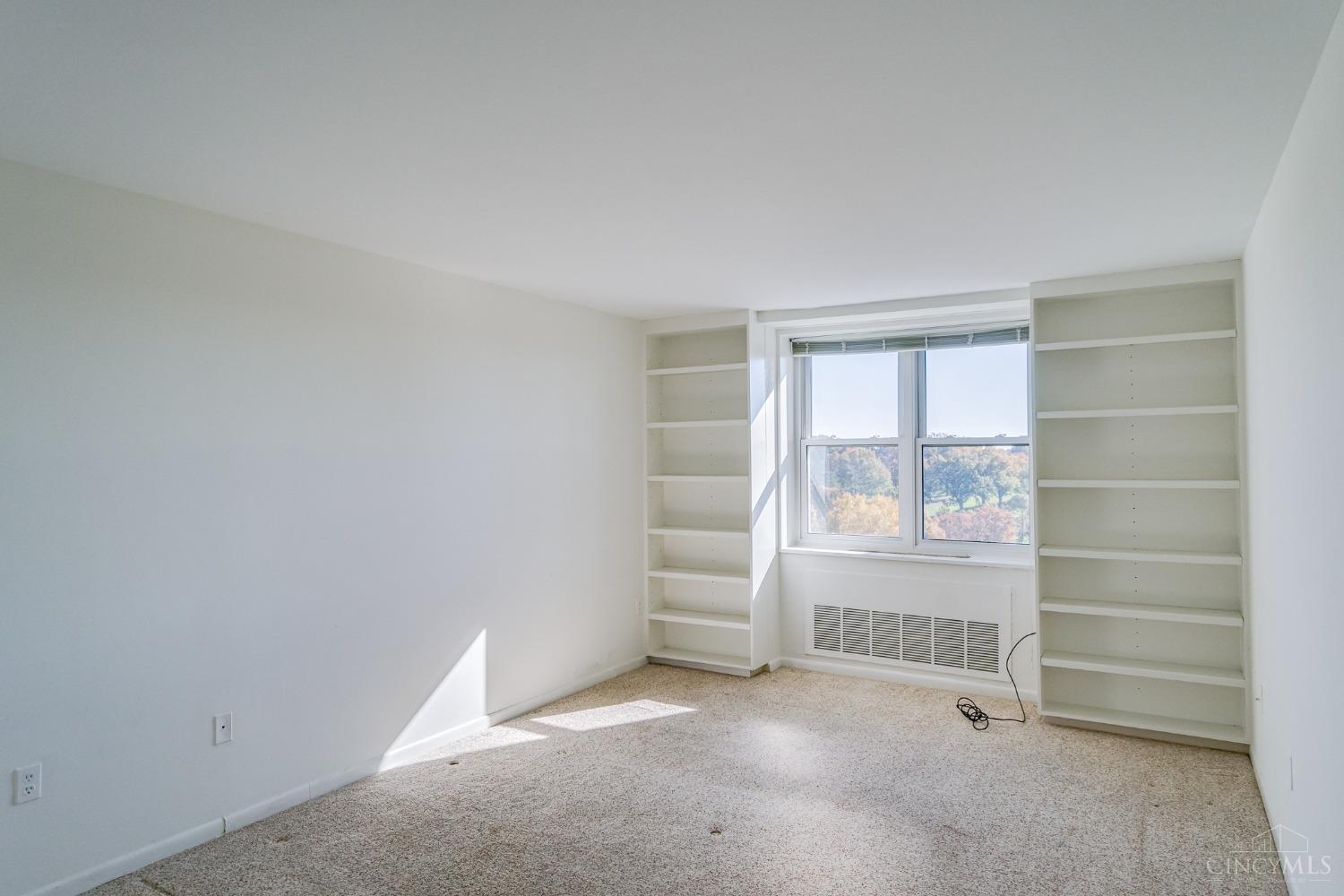 2444 Madison Road 1005