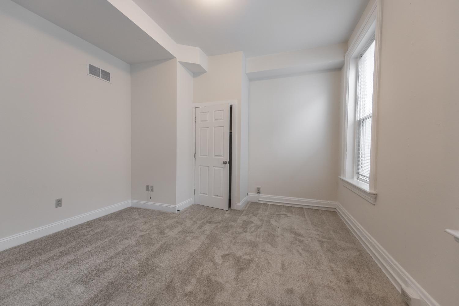 2728 Glendora Avenue