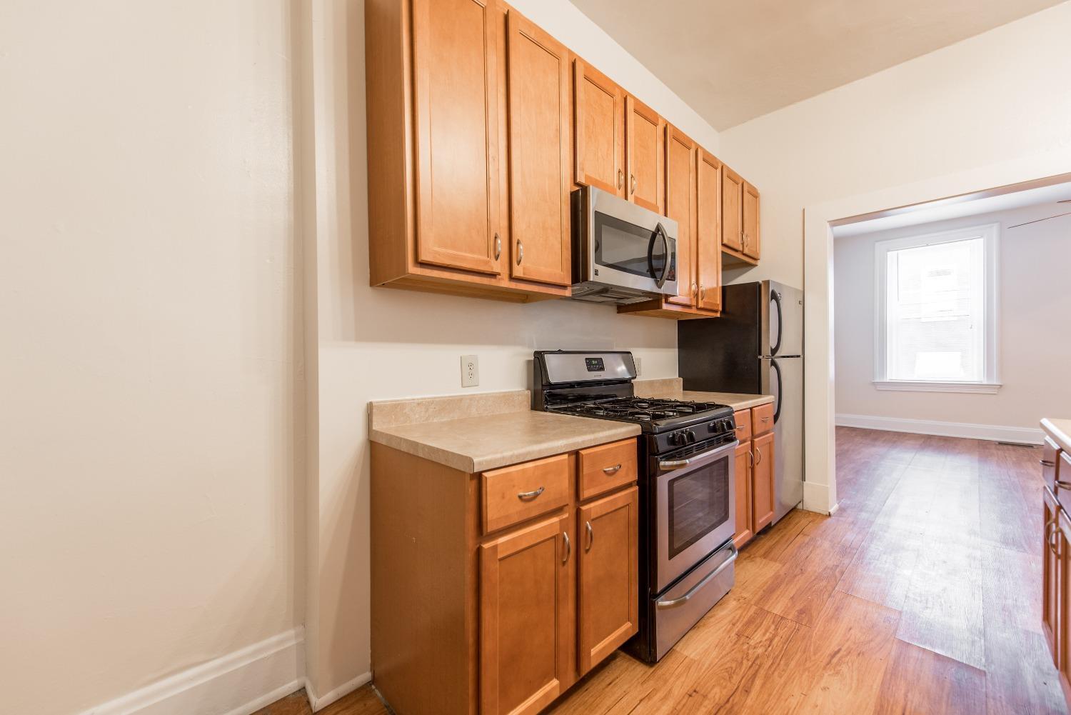 2728 Glendora Avenue