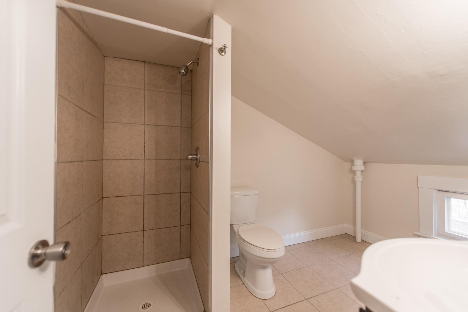 2728 Glendora Avenue