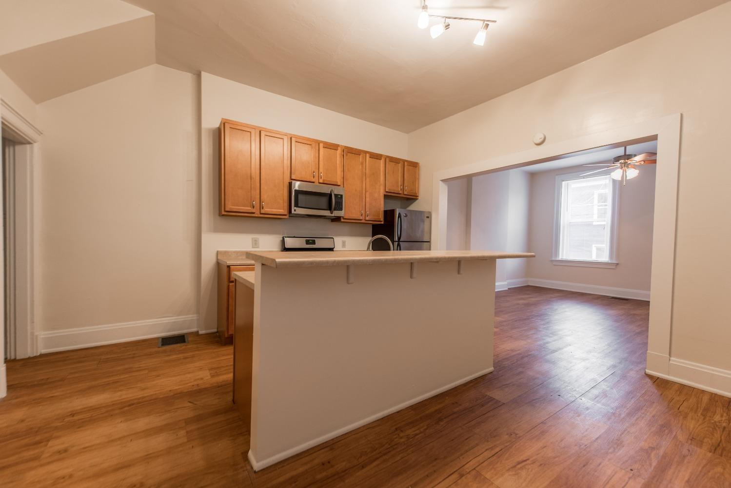 2728 Glendora Avenue