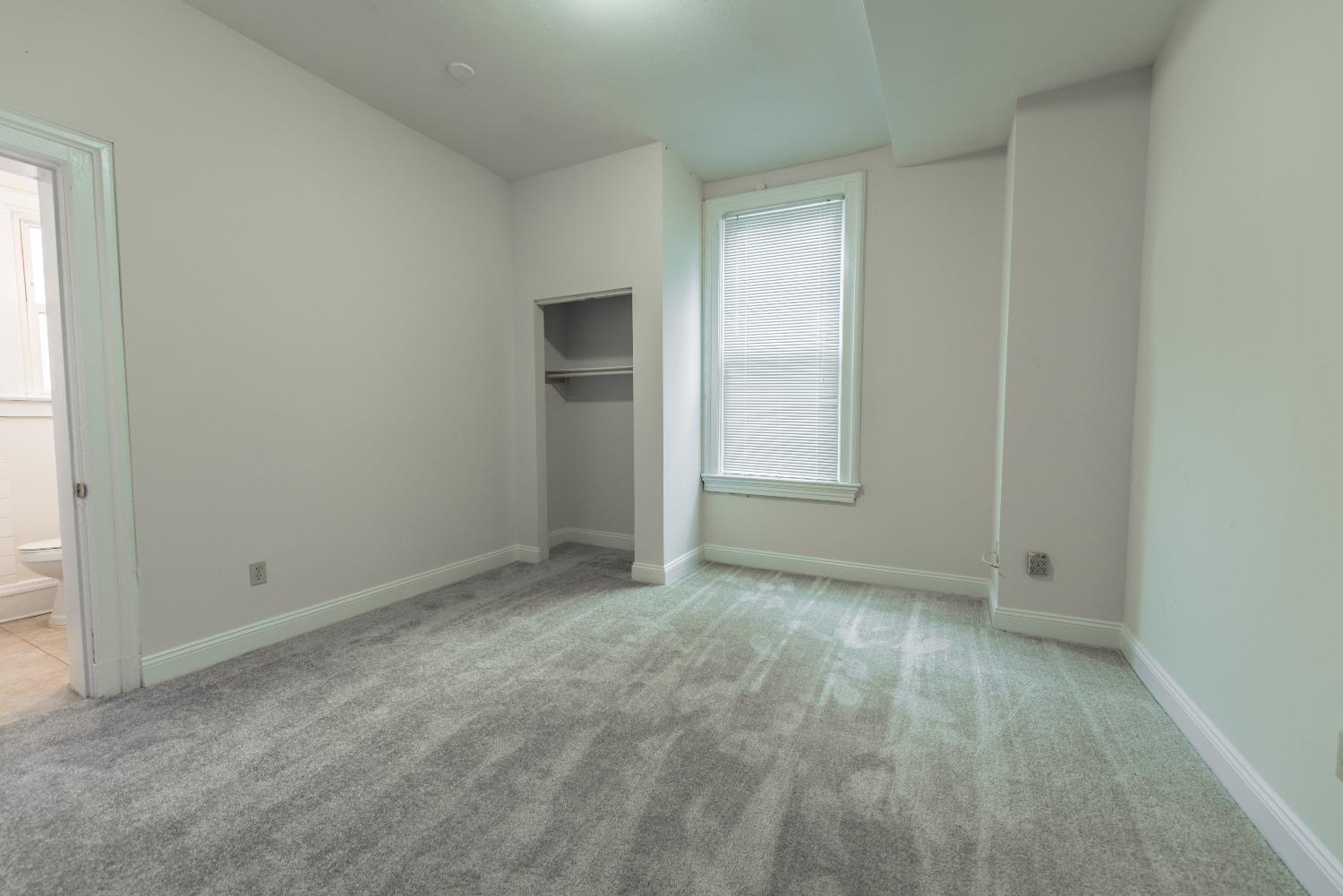 2728 Glendora Avenue