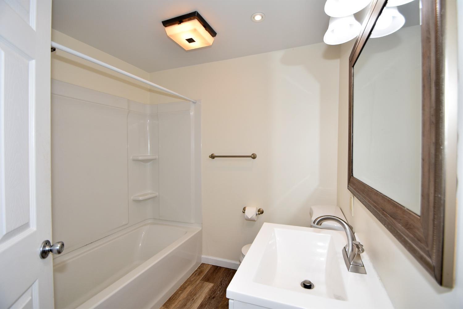 3782 St Johns Terrace