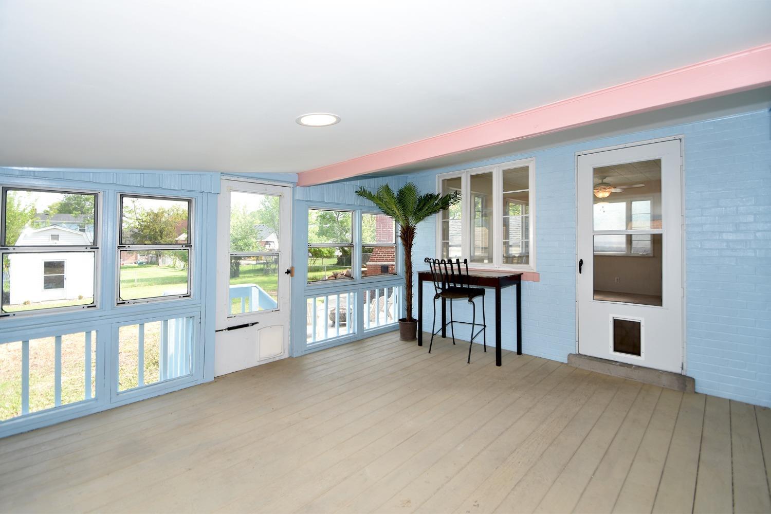 3782 St Johns Terrace