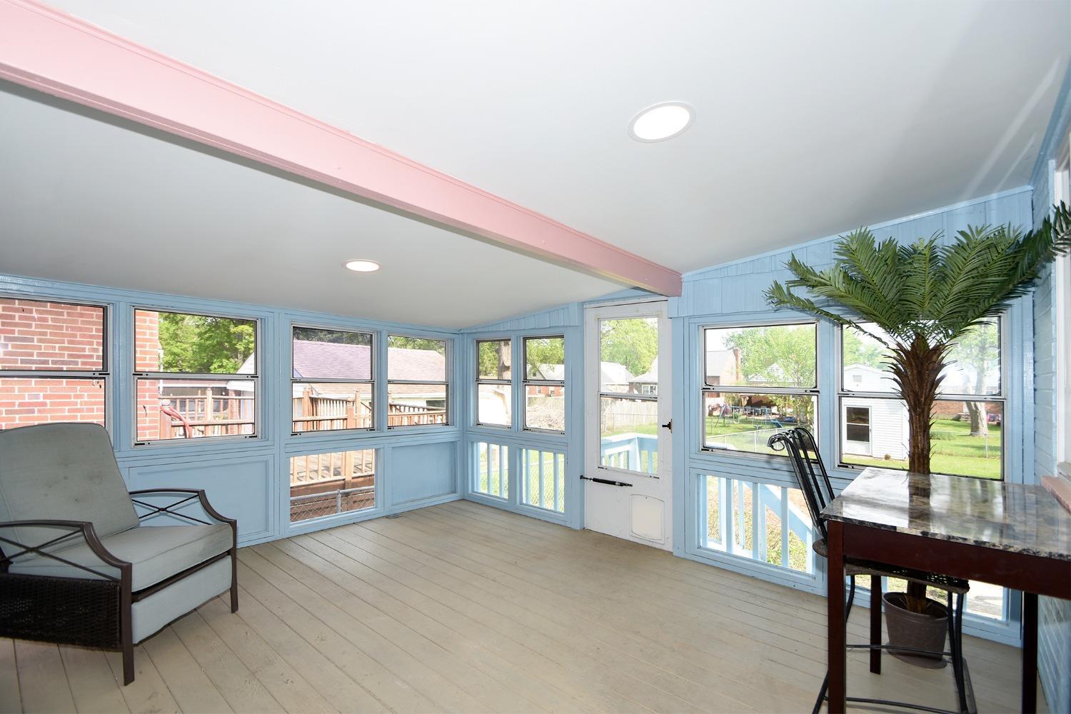 3782 St Johns Terrace