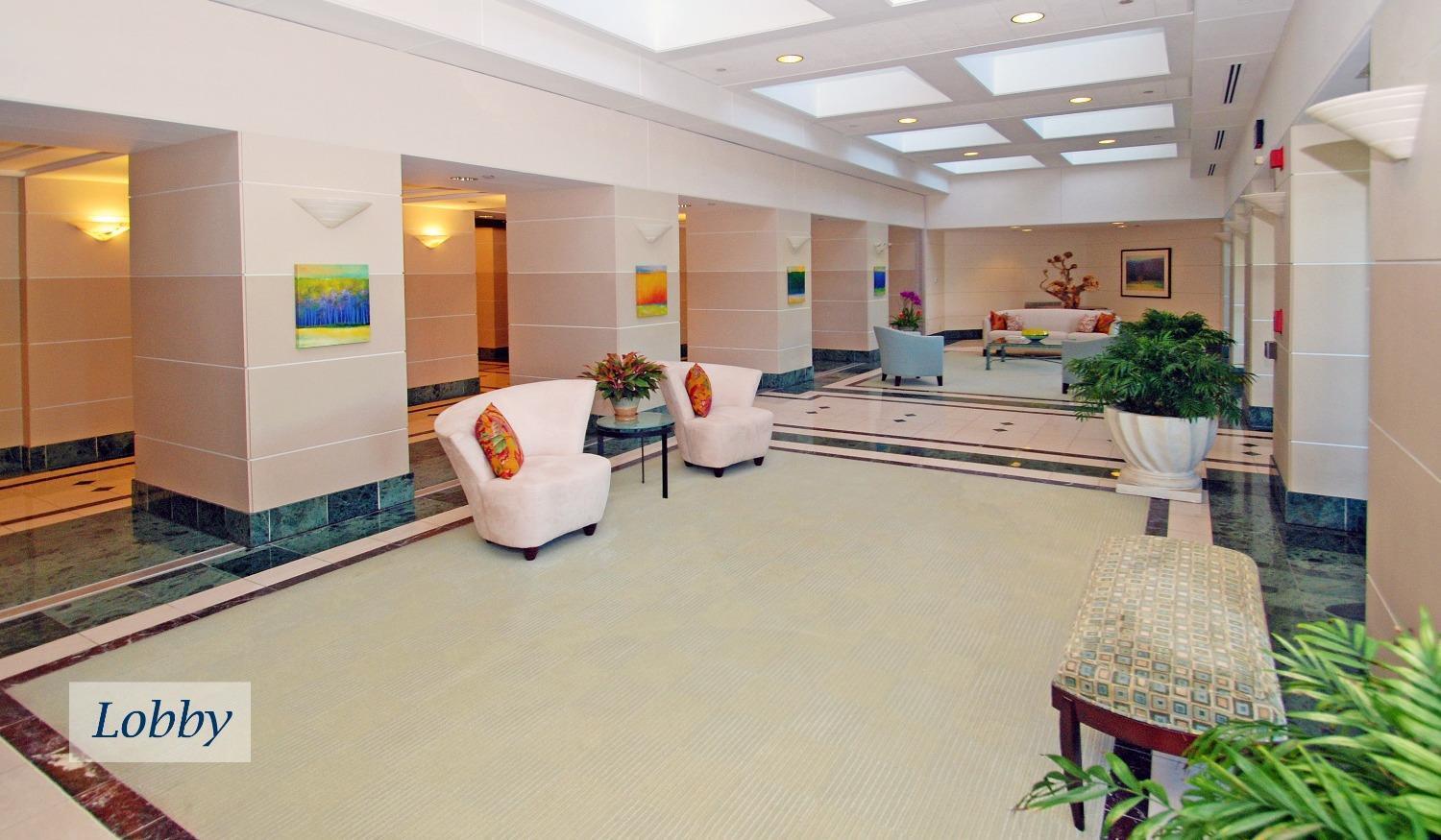 1201 Edgecliff Place 1172