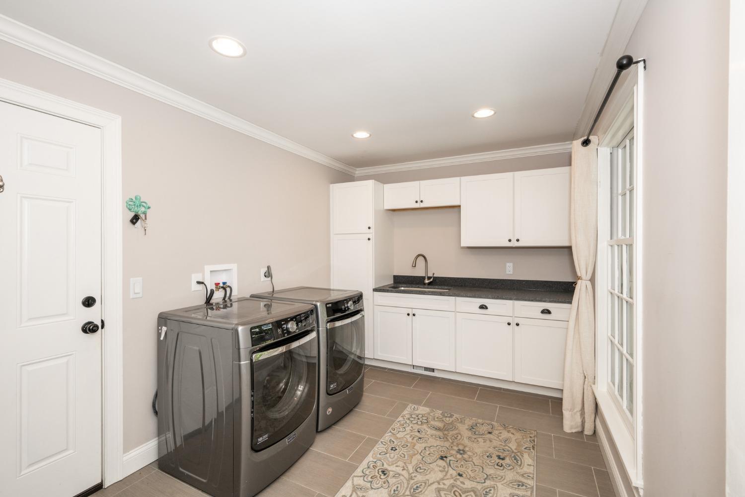 10802 Stockbridge Lane