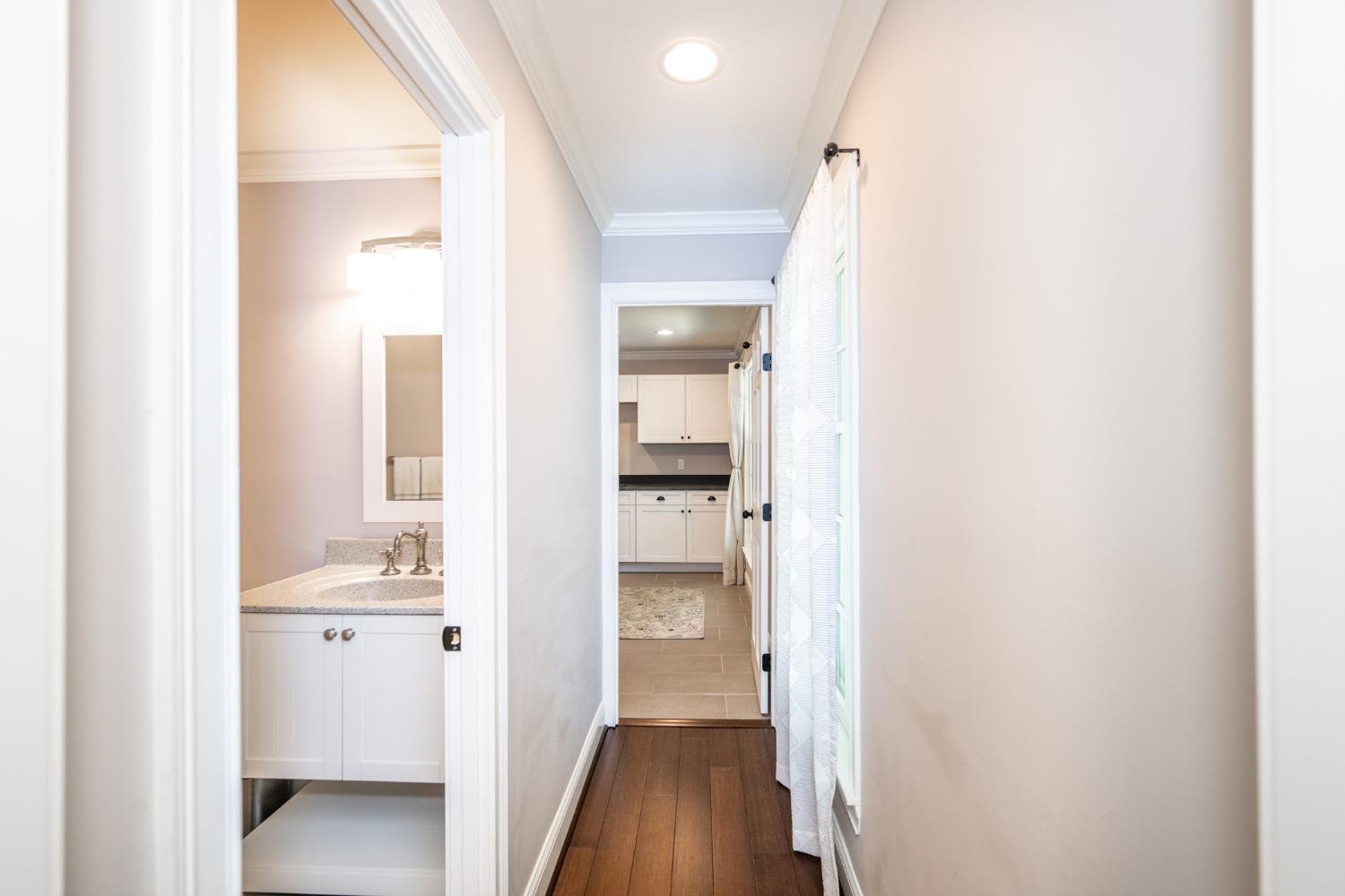 10802 Stockbridge Lane