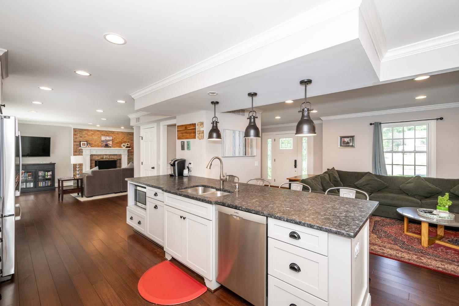 10802 Stockbridge Lane