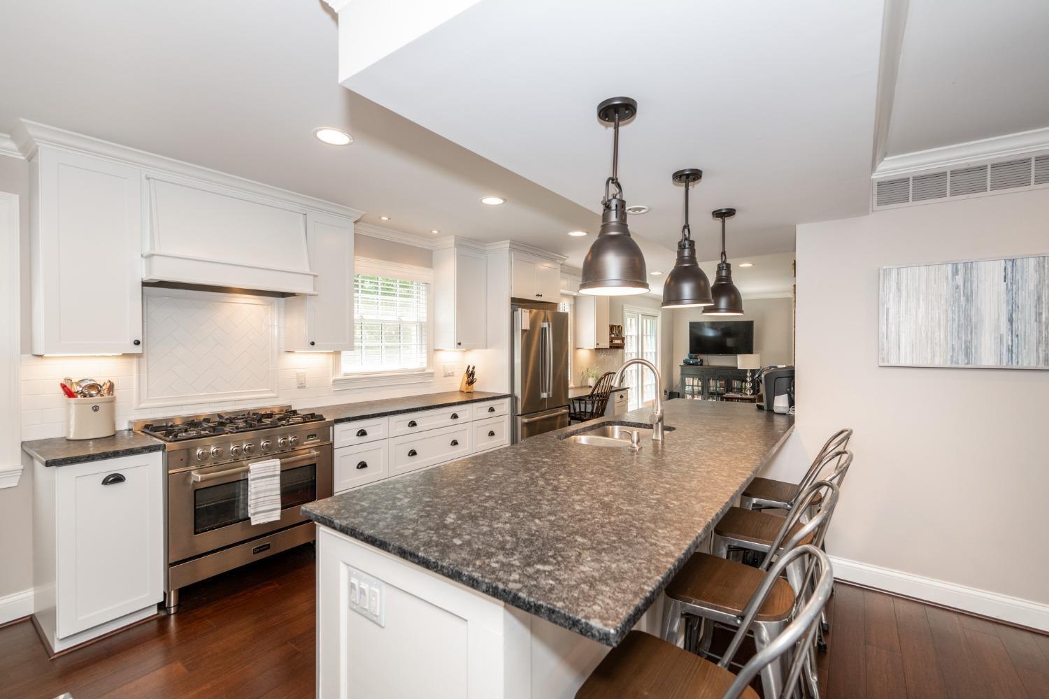 10802 Stockbridge Lane