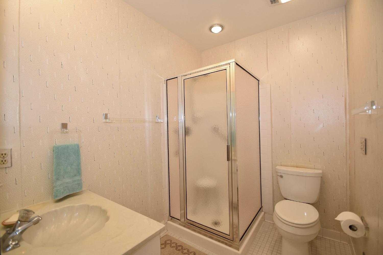 3542 Amberacres Drive 305N