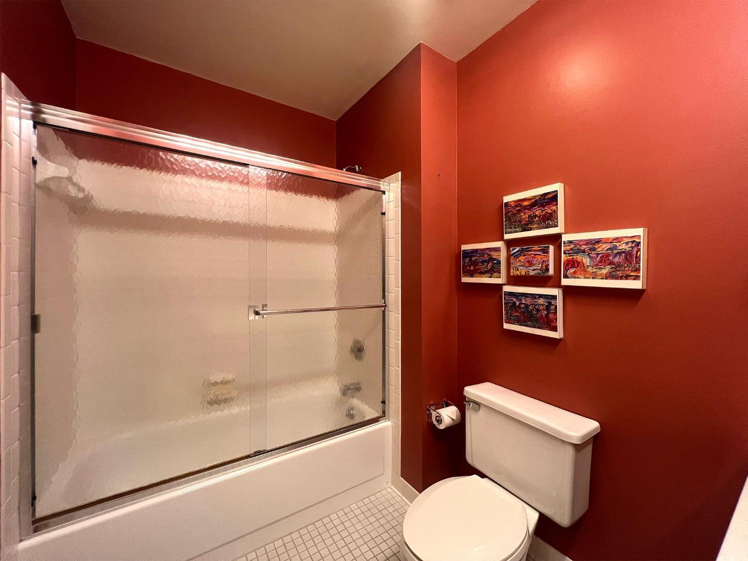 3542 Amberacres Drive 305N