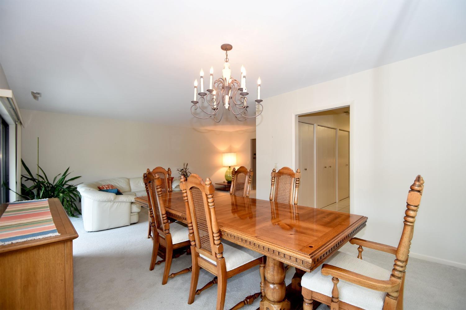 3542 Amberacres Drive 305N