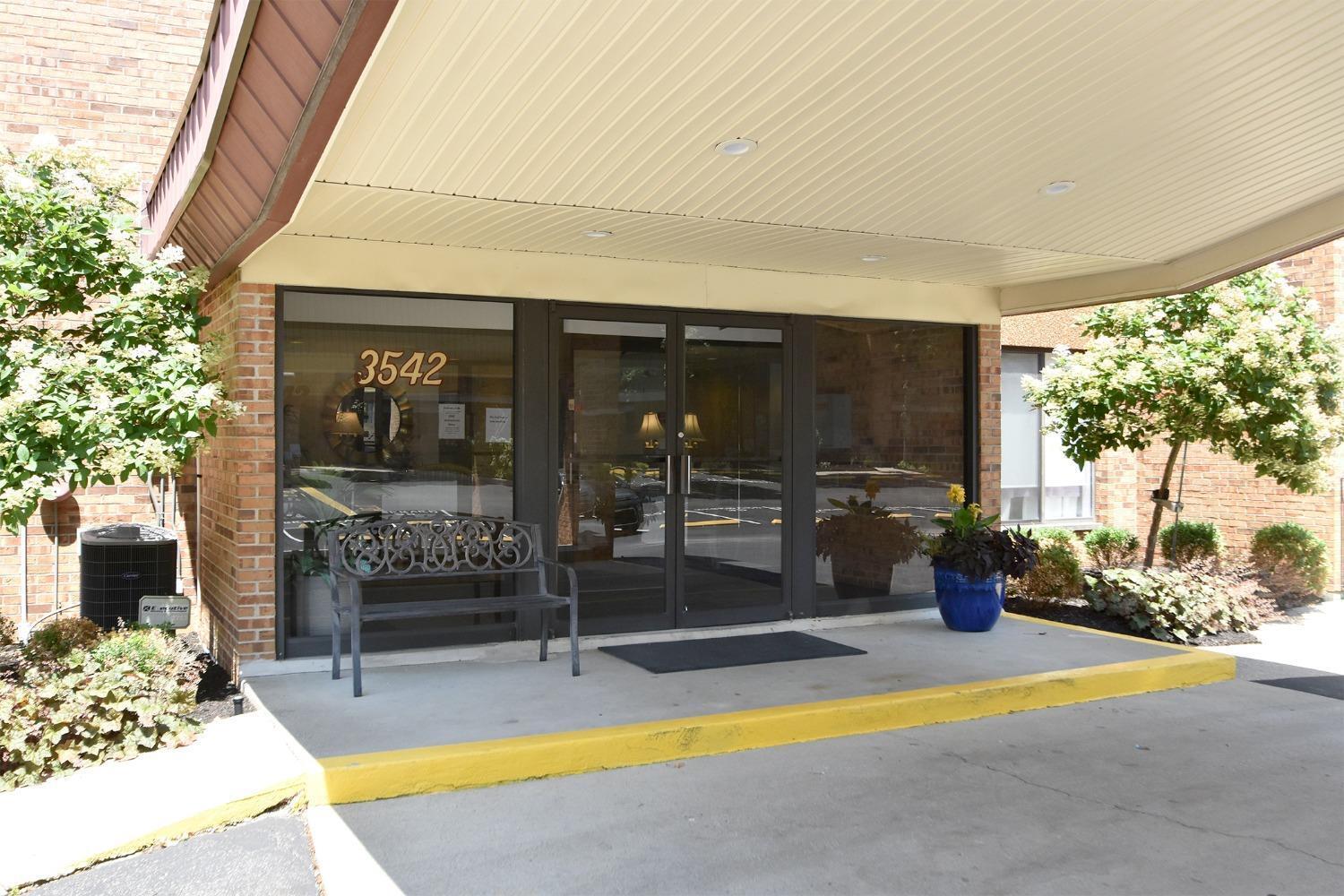 3542 Amberacres Drive 305N