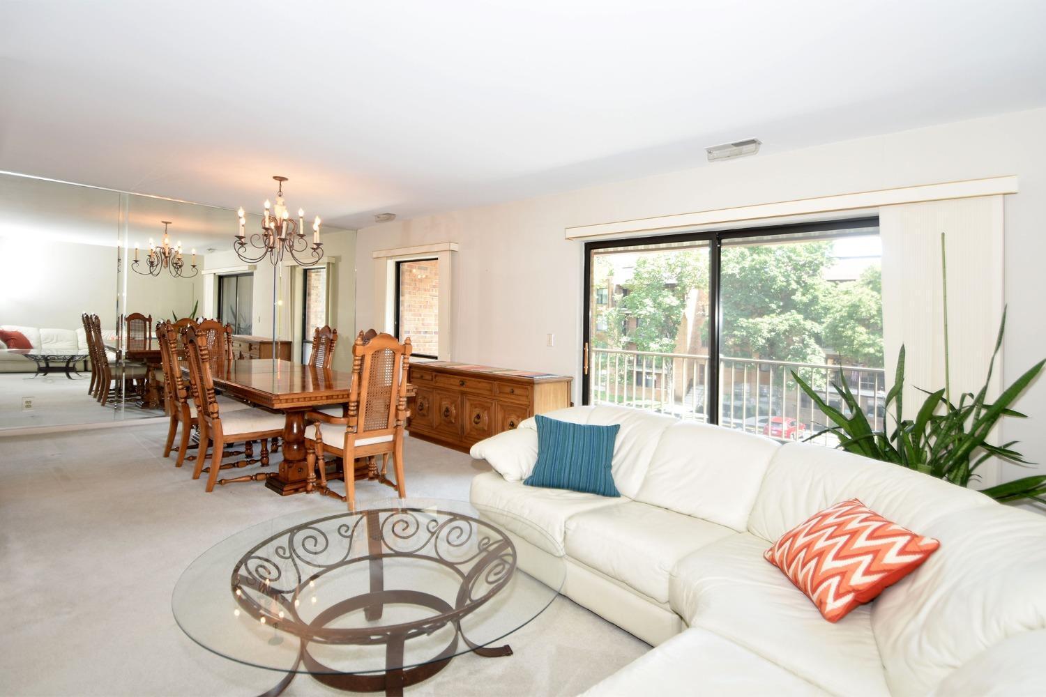 3542 Amberacres Drive 305N