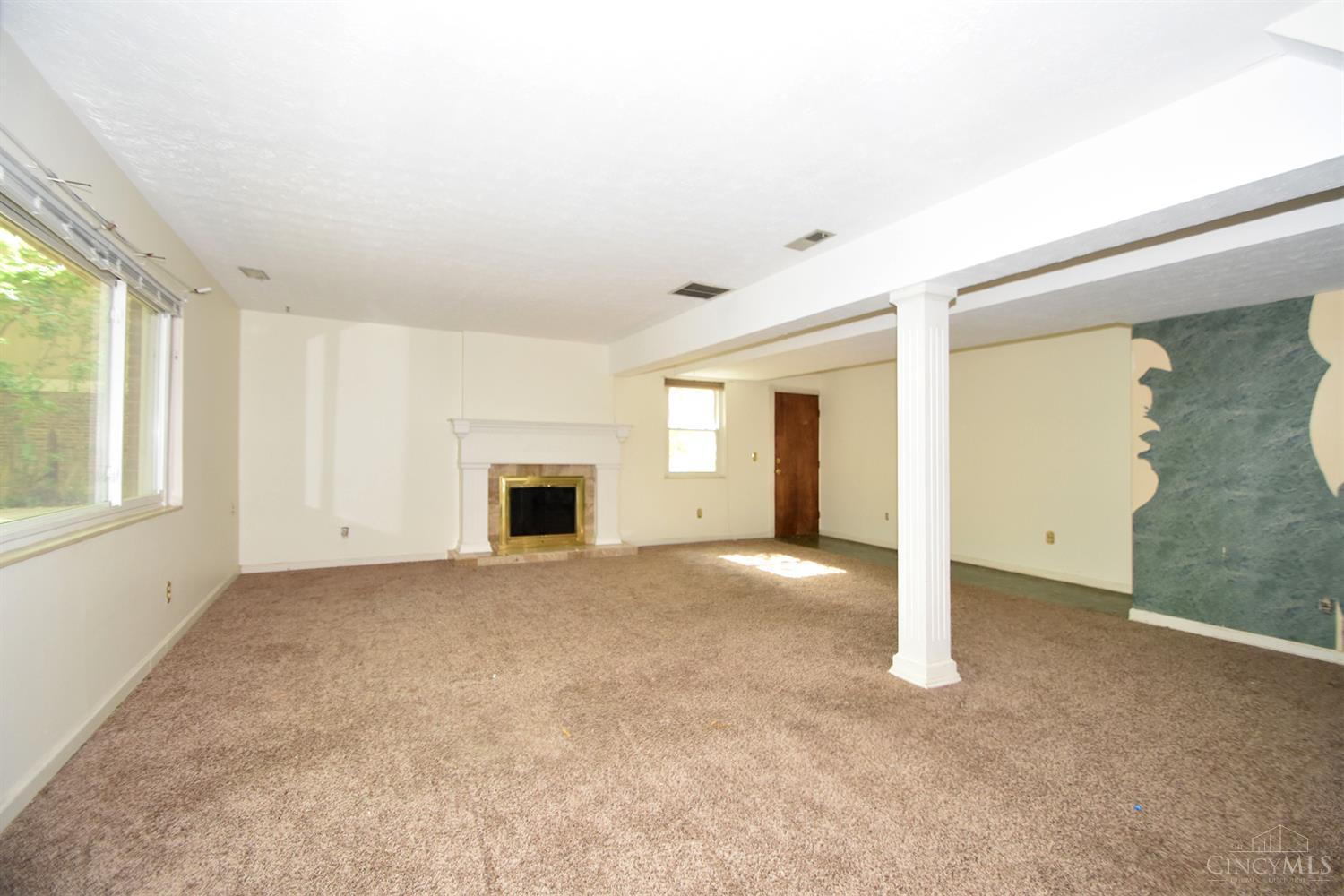 8840 Creekwood Drive