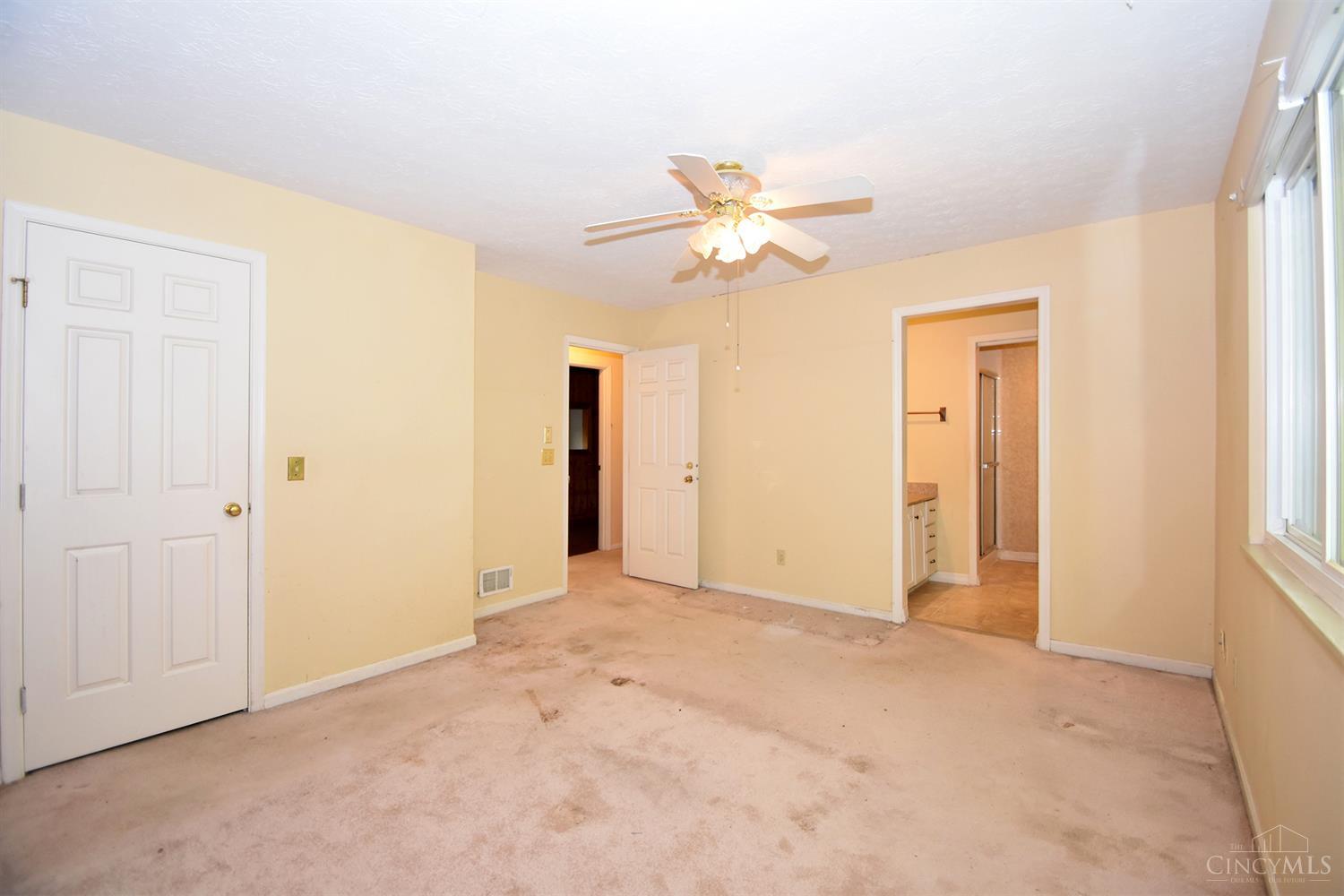 8840 Creekwood Drive