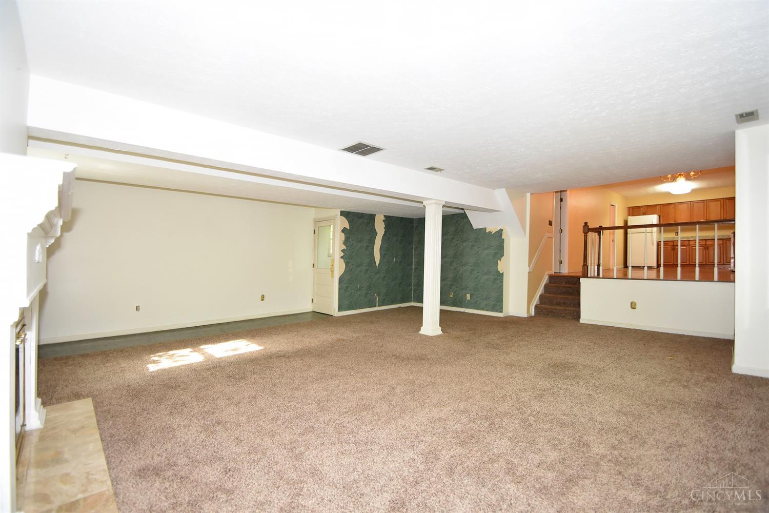 8840 Creekwood Drive